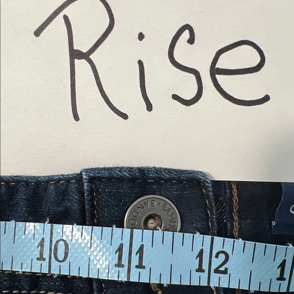EUC Bandolino Mandie jeans, dark wash, straight leg, stretchy comfort, size 16 - Picture 12 of 14